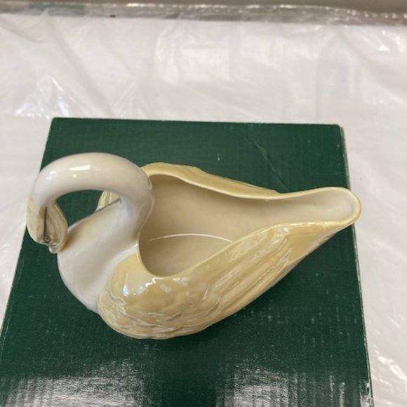 Belleek Pottery Bowl Swan Lustre 6" - Picture 5 of 6